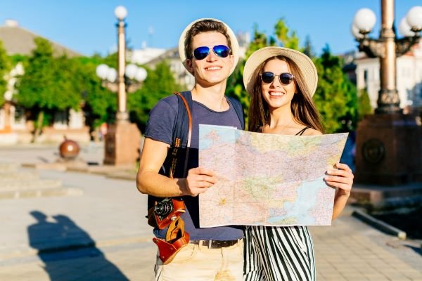 Top Travel Hacks to Save Money: Ultimate Guide for Budget Travelers