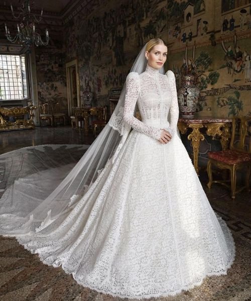 Dolce And Gabbana Wedding Dress