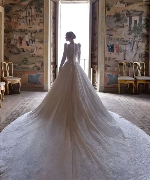 Dolce And Gabbana Wedding Dress