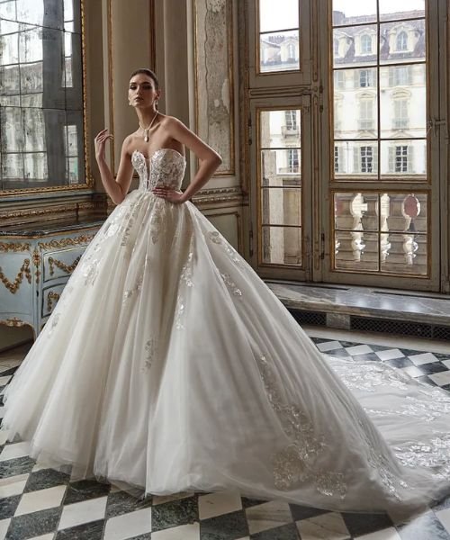Pronovias Wedding Dress